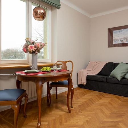 Apartment Warsaw Wiktorska By Noclegi Renters Esterno foto