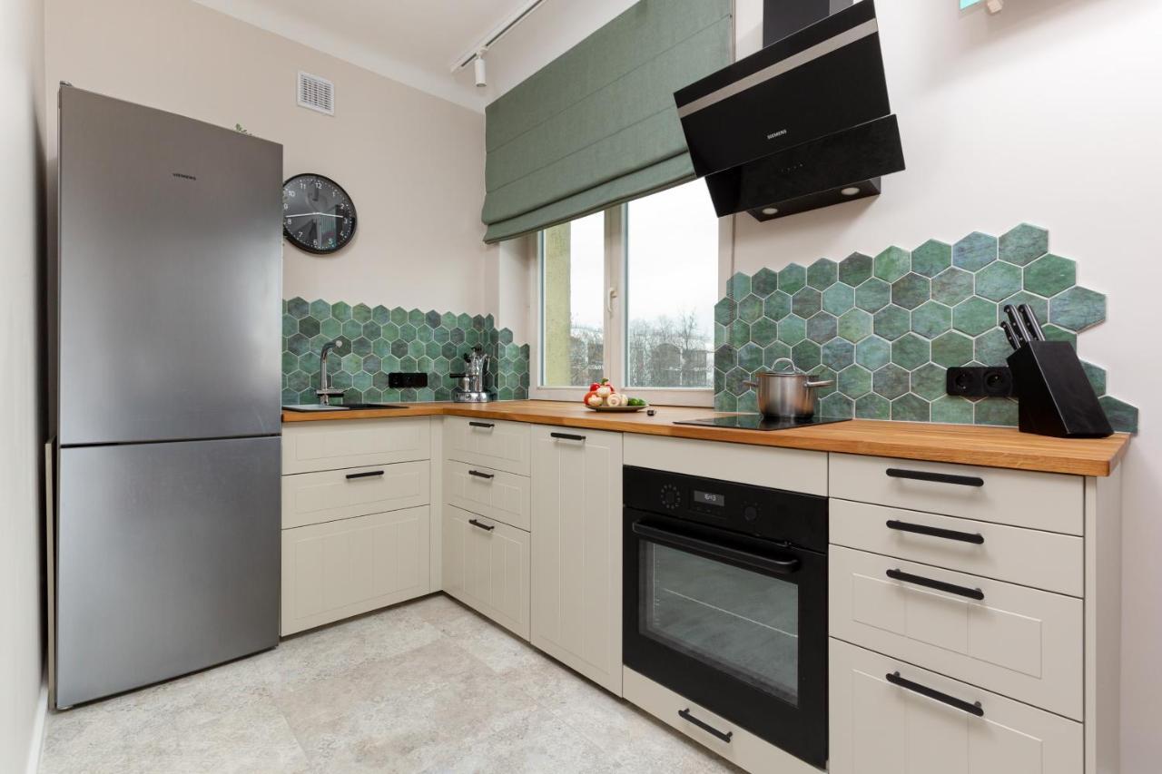 Apartment Warsaw Wiktorska By Noclegi Renters Esterno foto